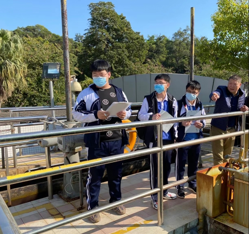 点赞！深圳这群学生自主开发智能井盖产品，用于防治城市内涝，打造智能水务系统